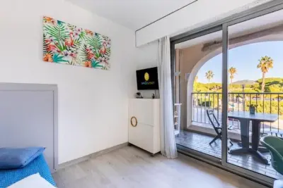 Appartement à HYERES, Hyeres Parc - maeva Home - L1051660