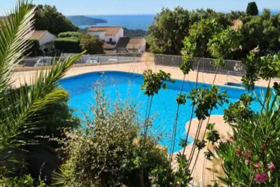 Appartement à La Croix Valmer, Charmant Appartement - Vue Sur La Baie Cavalaire - L1051669