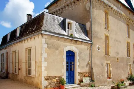 Le Grand Gite du Chateau, Gîte à Chaleix près forêt et lac - Photo 10