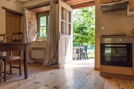 La Petite Maison, Gîte à Chaleix près de forêt et lac - Photo 10