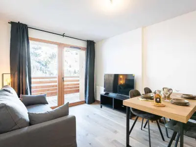 Appartement à Valmorel, Neuf T2 avec balcon, parking et casier à skis, idéal pour 4 personnes - L1052555