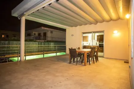 VILLA MEDITERRANEAN, Villa 6 personnes à Platja de Muro - Photo 4