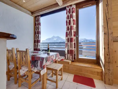 Appartement à Montvalezan La Rosière, Appartement cosy avec balcon, Wi-Fi et parking à La Rosière - L1052624