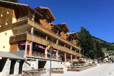 Apartment in La Foux D'Allos, Résidence Vacancéole Central Park FR-04260-40 N°1053475