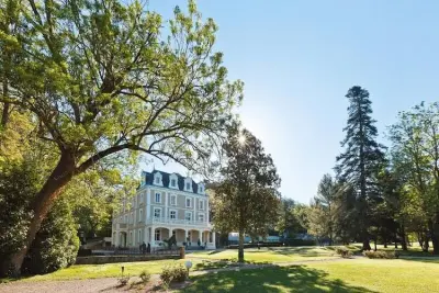 Appartement à GREOUX LES BAINS, Résidence Domaine de Château Laval *** - Vacances Bleues - N°1053501