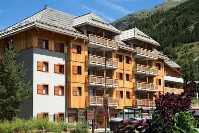 Appartement à LA SALLE DES ALPES, Résidence Prestige Odalys Aquisana - L1053638