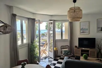 Appartement à Saint Laurent du Var, Nid D'amour Cosy Avec Balcon Et Vue Sur La Mer - N°1053842