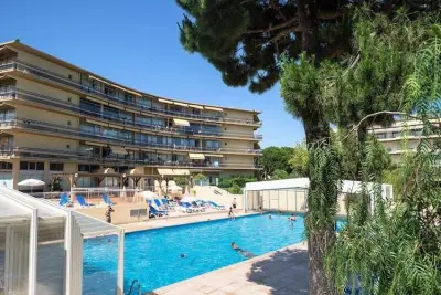 Appartement à Saint Laurent du Var, Résidence Pierre & Vacances  Héliotel Marine - L1053844