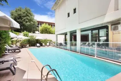 Appartement à AIX EN PROVENCE, Appart'hôtel Odalys Les Floridianes**** - L1054061