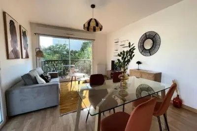 Appartement à Nantes, Charmant T3 Avec Balcon Et Jardin - N°1055564