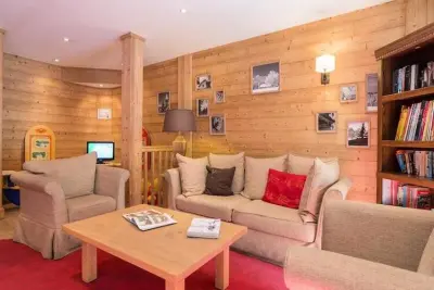 Appartement à COURCHEVEL, Résidence Pierre & Vacances Premium Les Chalets du Forum **** - L1056534