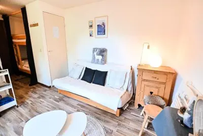 Appartement à Demi Quartier, Studio Style Chalet Proche Des Pistes - N°1057086