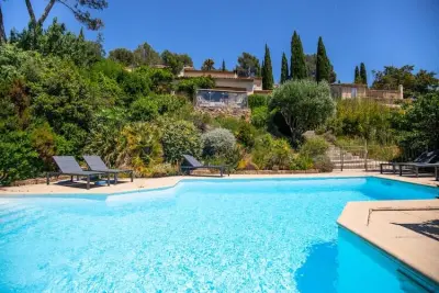 Appartement à Roquebrune Sur Argens, Villa 10 Pers Piscine Privée Près De Saint-tropez - L1057681