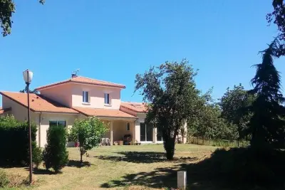 Appartamento a ARNAC LA POSTE, Gîte de France Le pin parasol 3 épis - L1058089