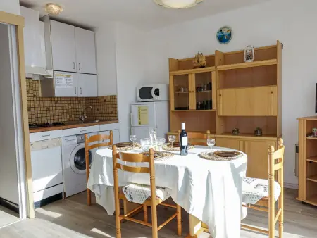 Corsaires 63, Appartement 4 personnes à Saint Pierre La Mer - Photo 5