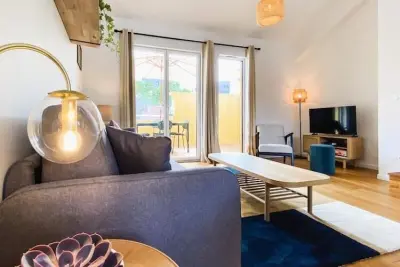 Appartamento a Montreuil, Beau Duplex Rénové Avec Balcon - L1058354