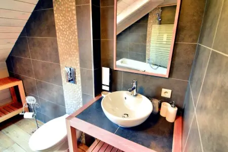 VALENTINA LODGE, Spa paisible au chalet Septon - Photo 29