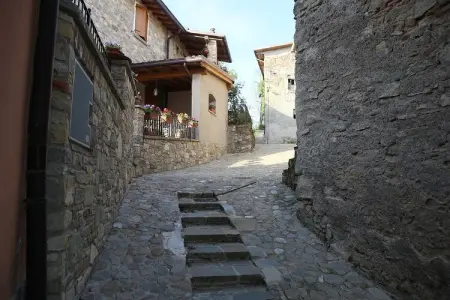 Aia, Séjour paisible dans un village avec cheminée - Photo 35