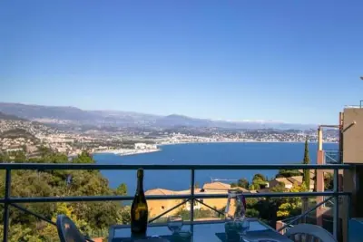 Appartement à Théoule sur Mer, Superbe 32m² Avec Balcon Et Magnifique Vue Sur Mer - N°1058544