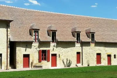 Appartement à Ainay le Vieil, Maison de Vacances Ainay-le-Vieil - N°1059524