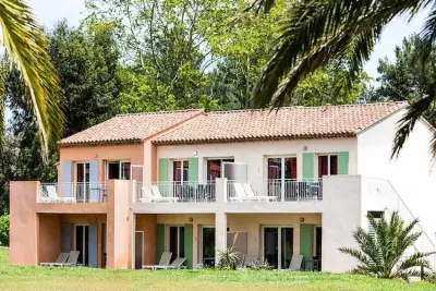 Appartement à PORT GRIMAUD, SOWELL RÉSIDENCES Les Perles de Saint Tropez**** - N°1060040