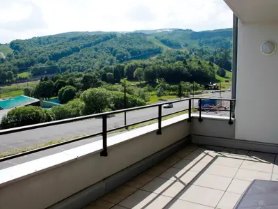 Appartement à Besse et Saint Anastaise Super Besse, Appartement Super Besse avec terrasse sud et garage privé - L1060144