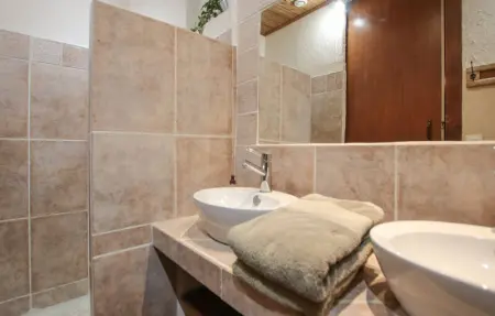 Location Maison 10 personnes à Chassiers - Photo 25