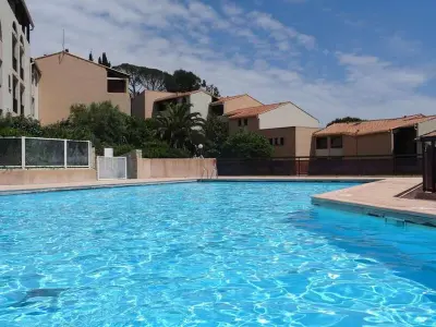 Appartement à Les Issambres, Confortable T2 Bis aux Issambres avec terrasse et accès piscine et tennis - L1060300