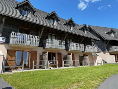 Appartement à Besse et Saint Anastaise Super Besse, Duplex 8 pers avec piscine à Super-Besse - L1060378