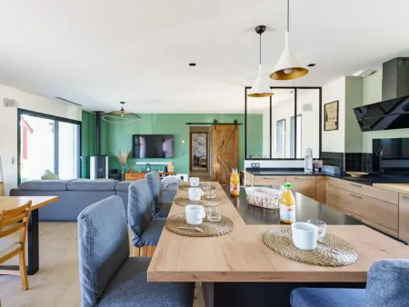 Cambo-les-Bains : Maison 3 Pièces, Piscine Privée, Internet, Parking - Photo 3