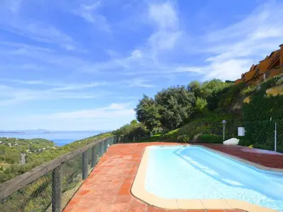 Maison à Begur, Alquiler casa adosada con piscina en Begur, Sa Riera - L1060426