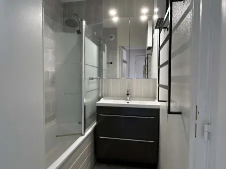 Appartement climatisé 2 pièces, piscine, animaux acceptés, parking, proche mer - Photo 11