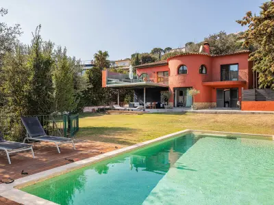 Maison à Begur, Alquiler Villa con piscina en Sa Riera, Begur - L1060500