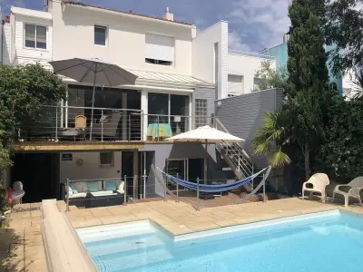 Maison à Les Sables d'Olonne, 400m de la plage - Maison pour 8 avec piscine - L1060514