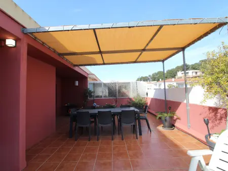 Appartement à Llançà, AMETLLERS - Apartamento renovado y totalmente equipado, situado en un tercero sin ascensor en la zona de la Vila - L1060596