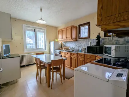Maison à Gérardmer avec vue sur montagnes, garage et jardin - Photo 1