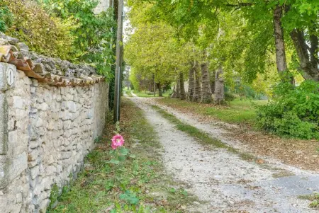 Maison de charme à Julienne + grand jardin, Maison 7 personnes à Julienne - Photo 17
