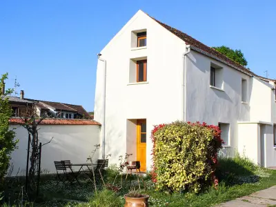 Gite à Moisson, Gîte paisible en bord de Seine avec WiFi et terrasse - L1060786