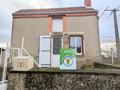 Gite à Gargilesse Dampierre, Charmant gîte en vallée de la Creuse avec jardin et parking privatif - L1060994