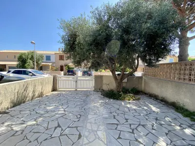 Villa à Fleury Saint Pierre la Mer, Villa T3 mezzanine, climatisée avec garage, 6 personnes, proche de la mer - L1061095