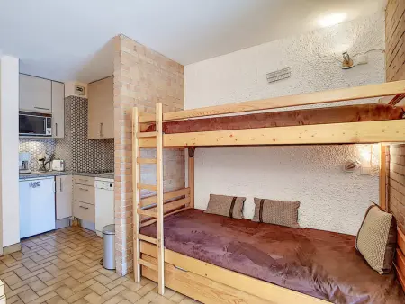 Studio charmant à La Clusaz, idéal pour 4! Animaux bienvenus, parking, proche restaurants - Photo 2