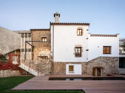 Maison à Begur, Maison de village à Begur avec piscine et jardin - 4 chambres, dans le centre calme - L1061230