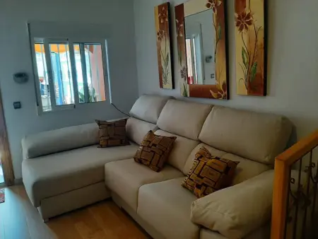 Maison confortable à Los Alcázares avec terrasse BBQ - Photo 3