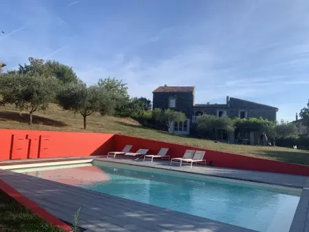 Maison à Saint Lager Bressac, Maison spacieuse avec piscine à Saint-Lager-Bressac - L1061429