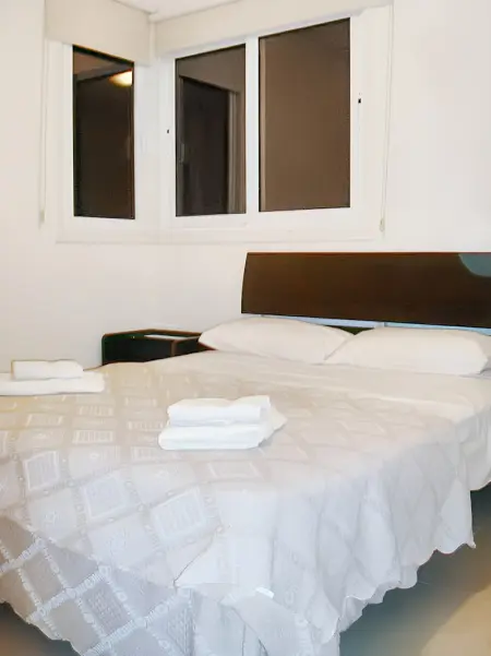 Appartement charmant à Larnaca avec vue sur la mer – 73 m² - Photo 1