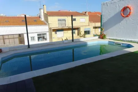 Appartement à Almada, Appartement lumineux à Almada avec piscine partagée - L1061448