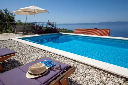 Villa à Podgora, Villa élégante à Podgora avec piscine privée et vue sur mer - L1061525