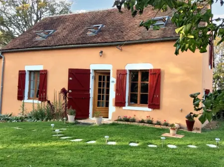 Maison à Dampierre Sous Bouhy, Maison charmante à Dampierre Sous Bouhy avec jardin clos - L1061540