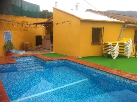 Maison à Canillas de Aceituno, Maison pittoresque à Canillas avec piscine - L1061542