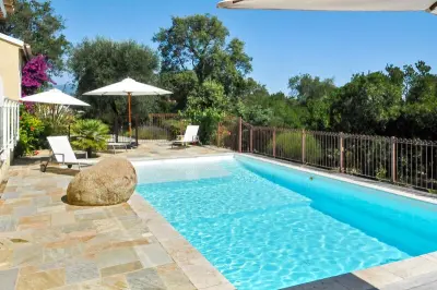 Villa à Linguizzetta, Villa spacieuse avec piscine à Linguizzetta 220 m² 14 personnes - L1061552